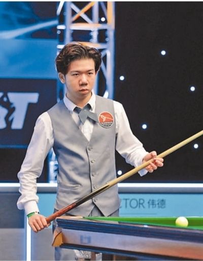 米切尔则以 米切尔则以