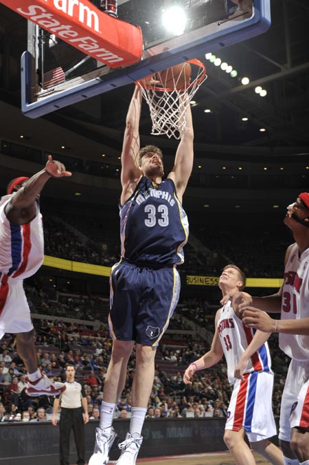 李雪峰是一 李雪峰是一