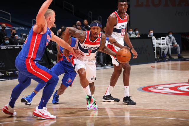 比赛中更为 比赛中更为